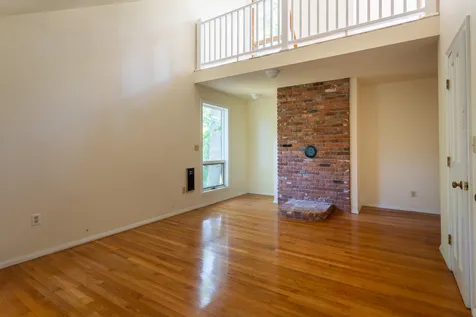 90 Locke Road Rye NH 03870