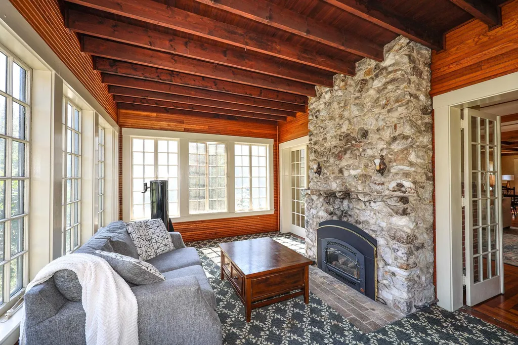141 Clark Road Tilton NH 03276