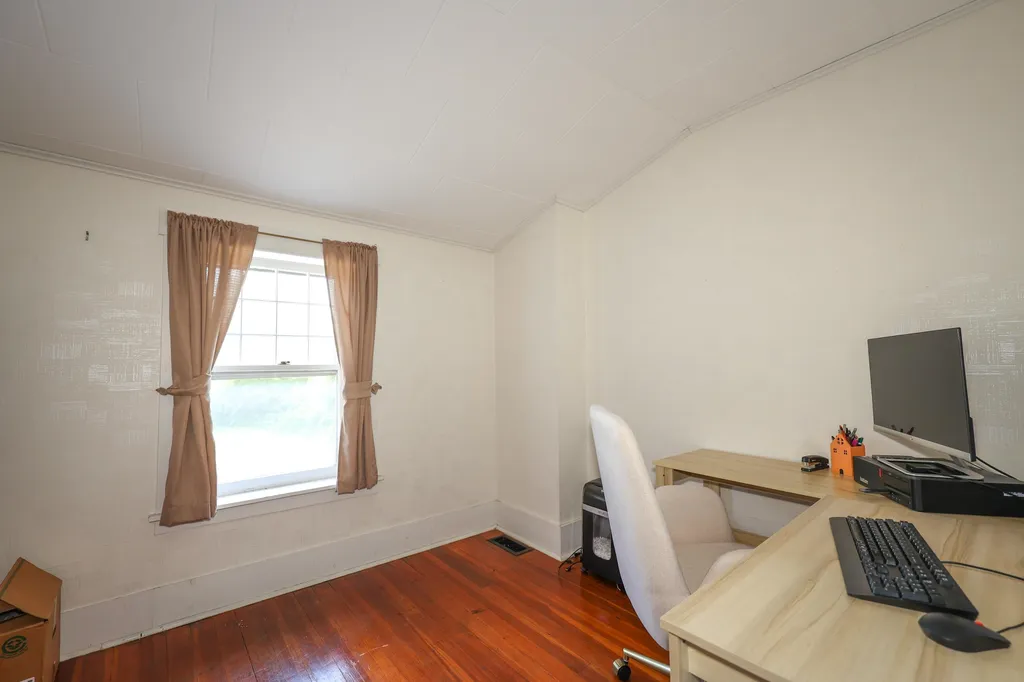 141 Clark Road Tilton NH 03276