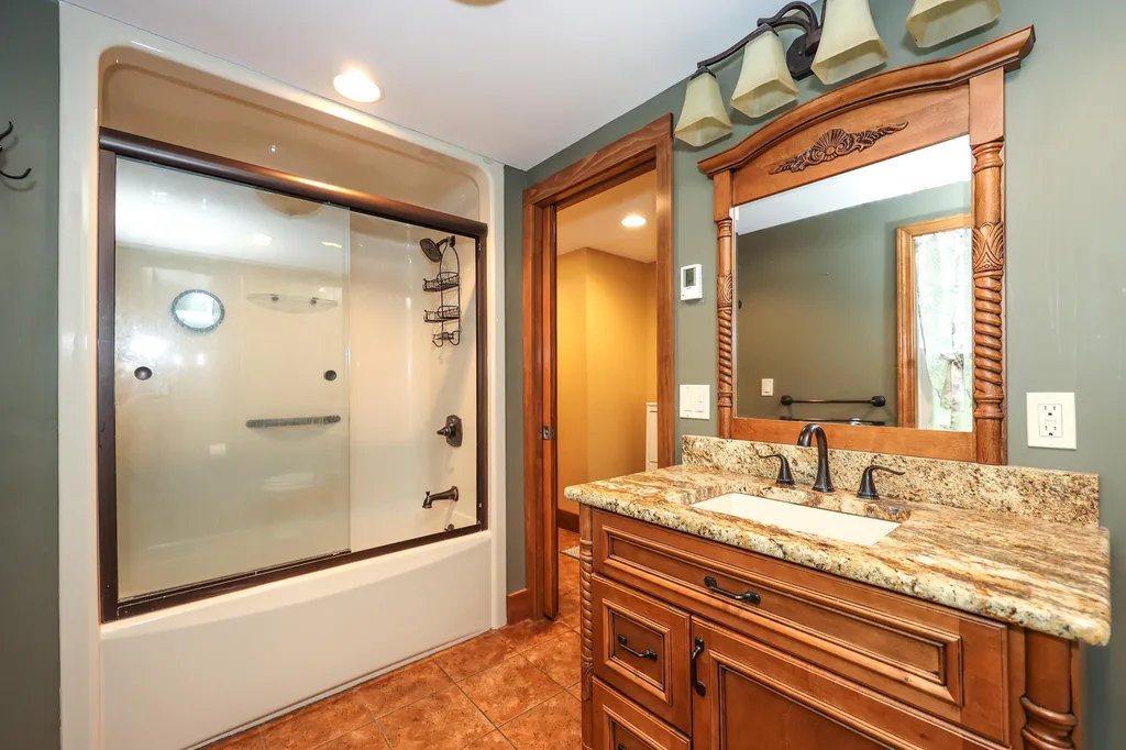 141 Clark Road Tilton NH 03276
