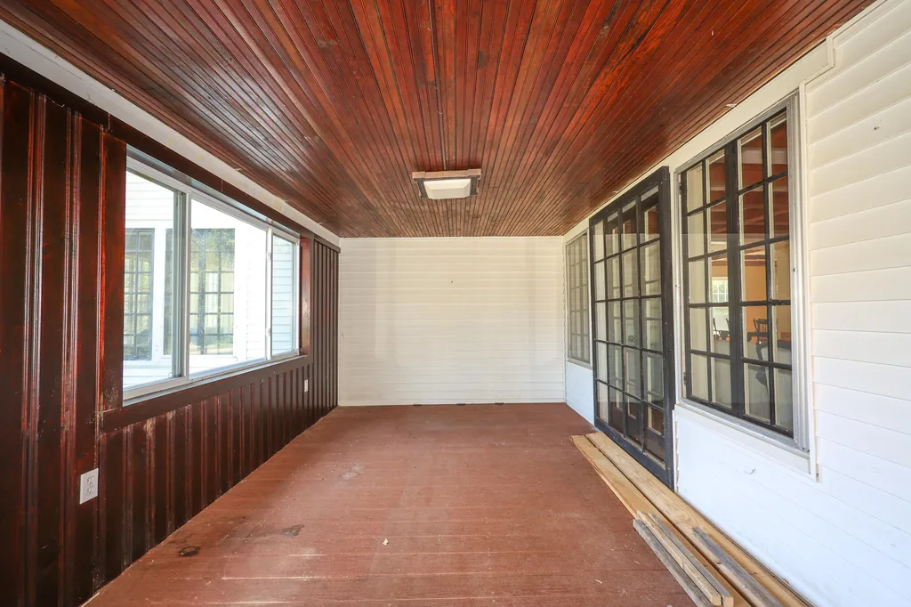 141 Clark Road Tilton NH 03276