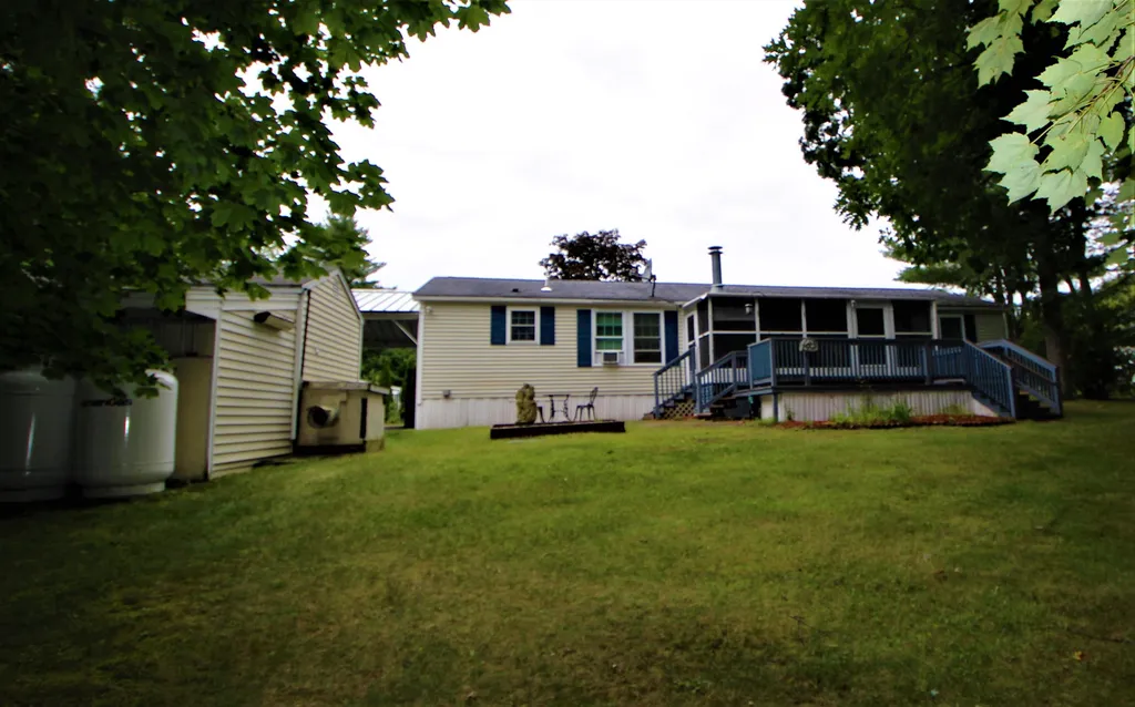 24 Lanai Drive Rochester NH 03867