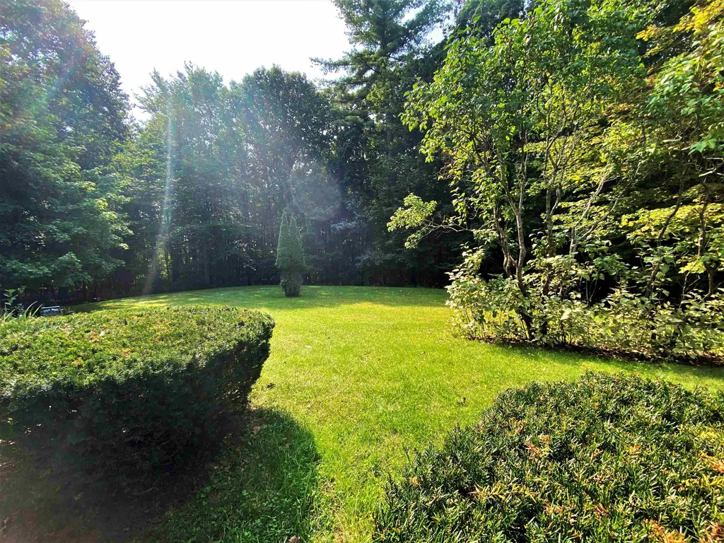 24 Lanai Drive Rochester NH 03867