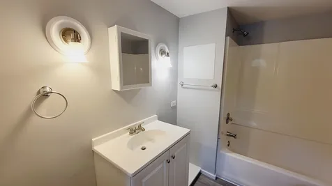 5 Ponderosa Avenue Nashua NH 03062