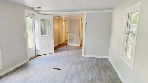 5 Ponderosa Avenue Nashua NH 03062