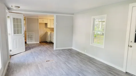 5 Ponderosa Avenue Nashua NH 03062