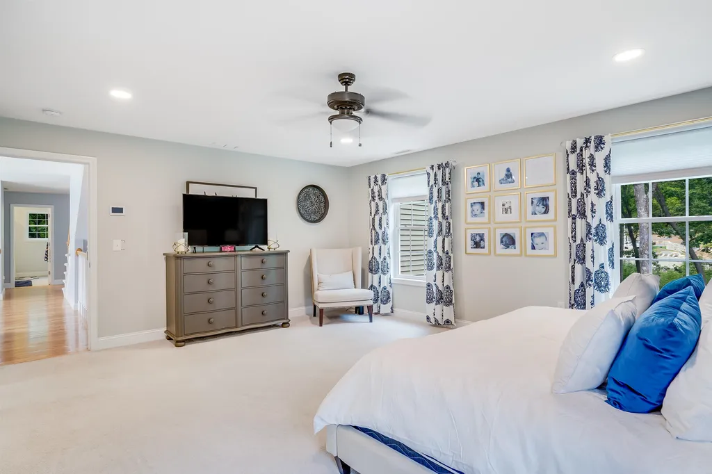 63 Northland Road Windham NH 03087