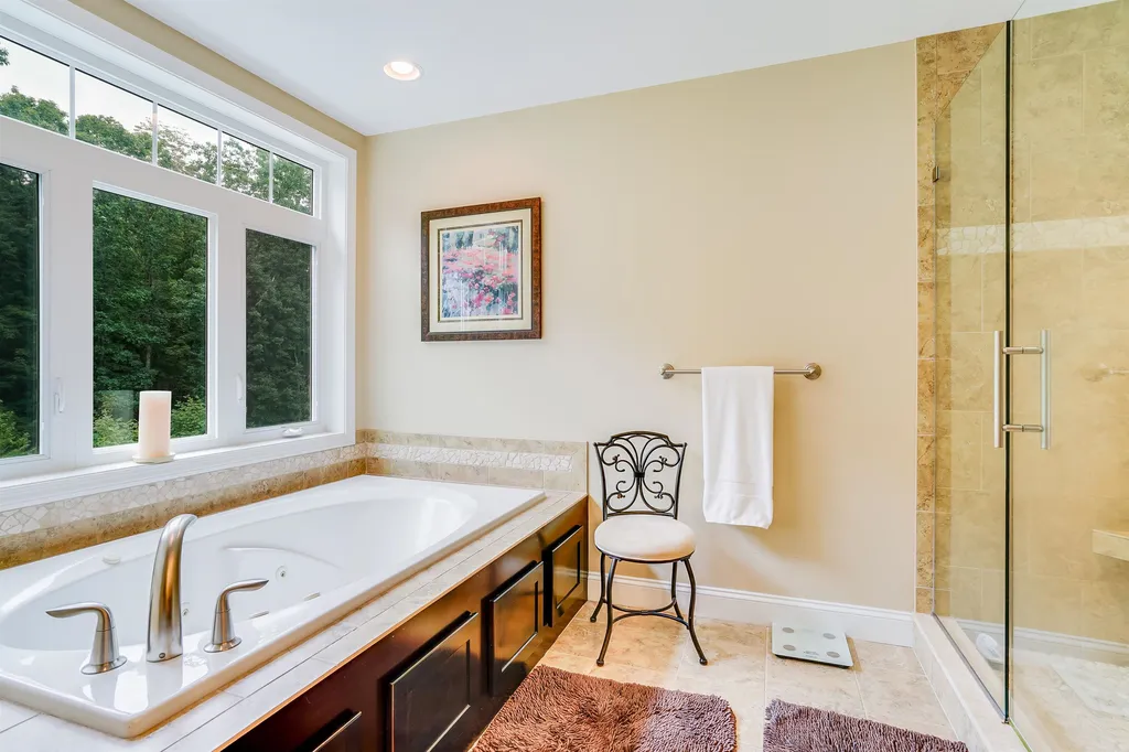 63 Northland Road Windham NH 03087