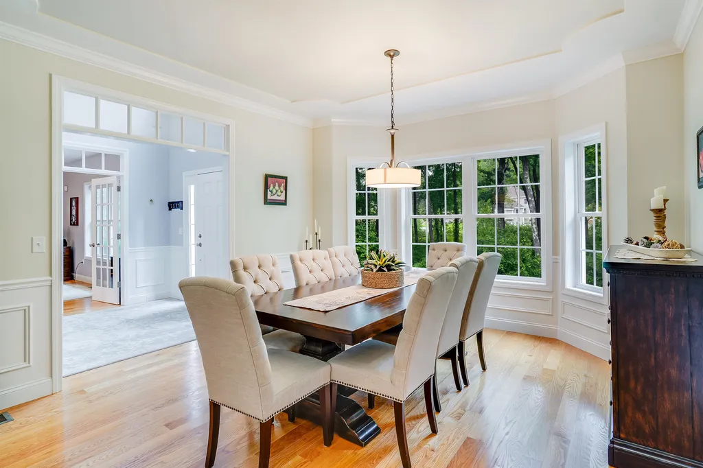 63 Northland Road Windham NH 03087