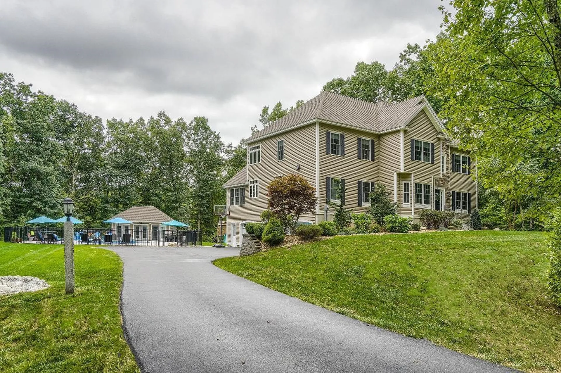 63 Northland Road Windham NH 03087
