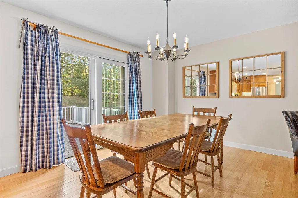 27 Countryside Drive Essex VT 05452