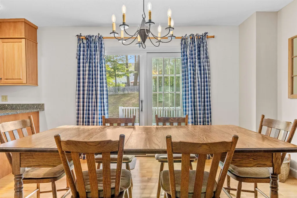 27 Countryside Drive Essex VT 05452