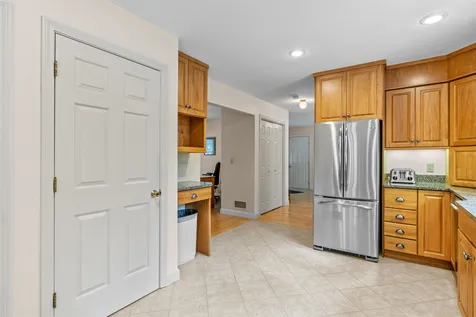 27 Countryside Drive Essex VT 05452
