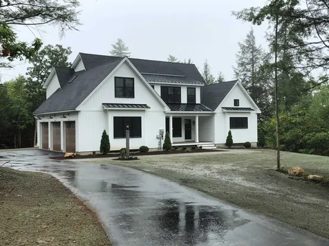 63 Indian Rock Road Bedford NH 03110