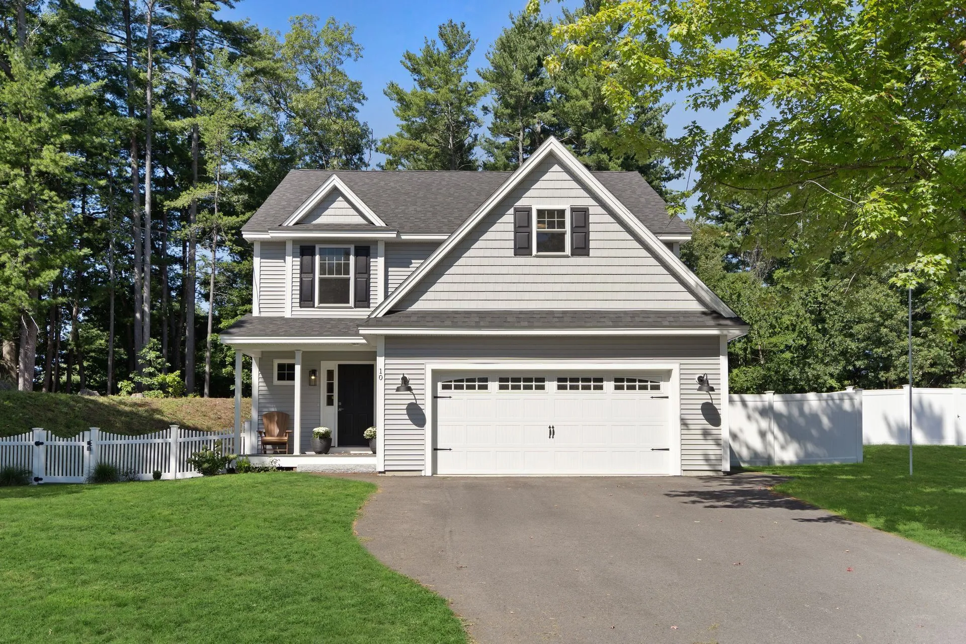 10 Adelaide Street Hudson NH 03051