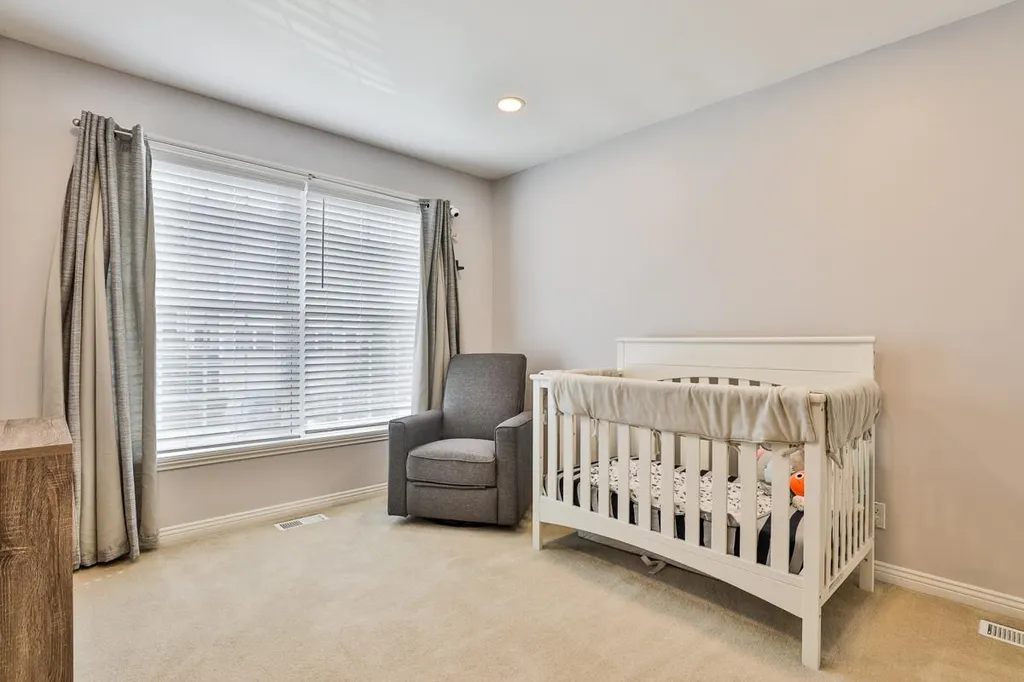 3b Intervale Court Hudson NH 03051