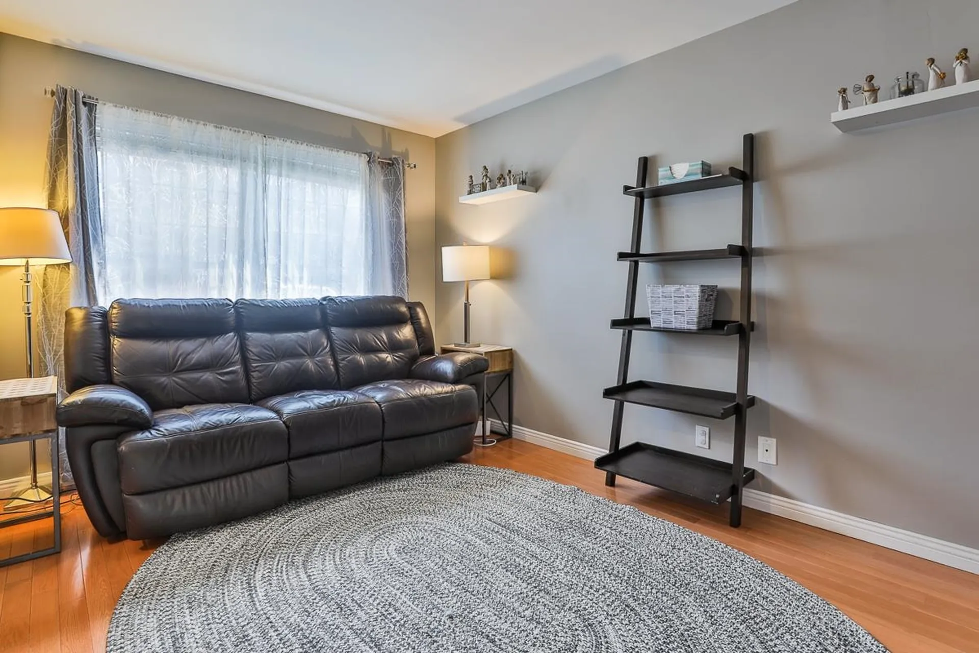 3b Intervale Court Hudson NH 03051