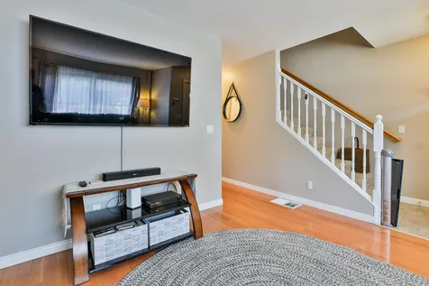 3b Intervale Court Hudson NH 03051