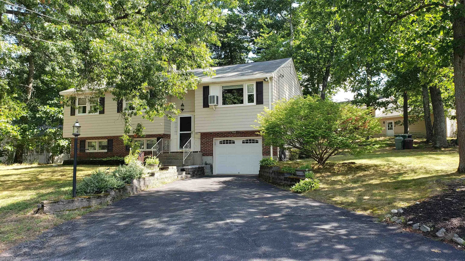 7 Lacy Lane Nashua NH 03062