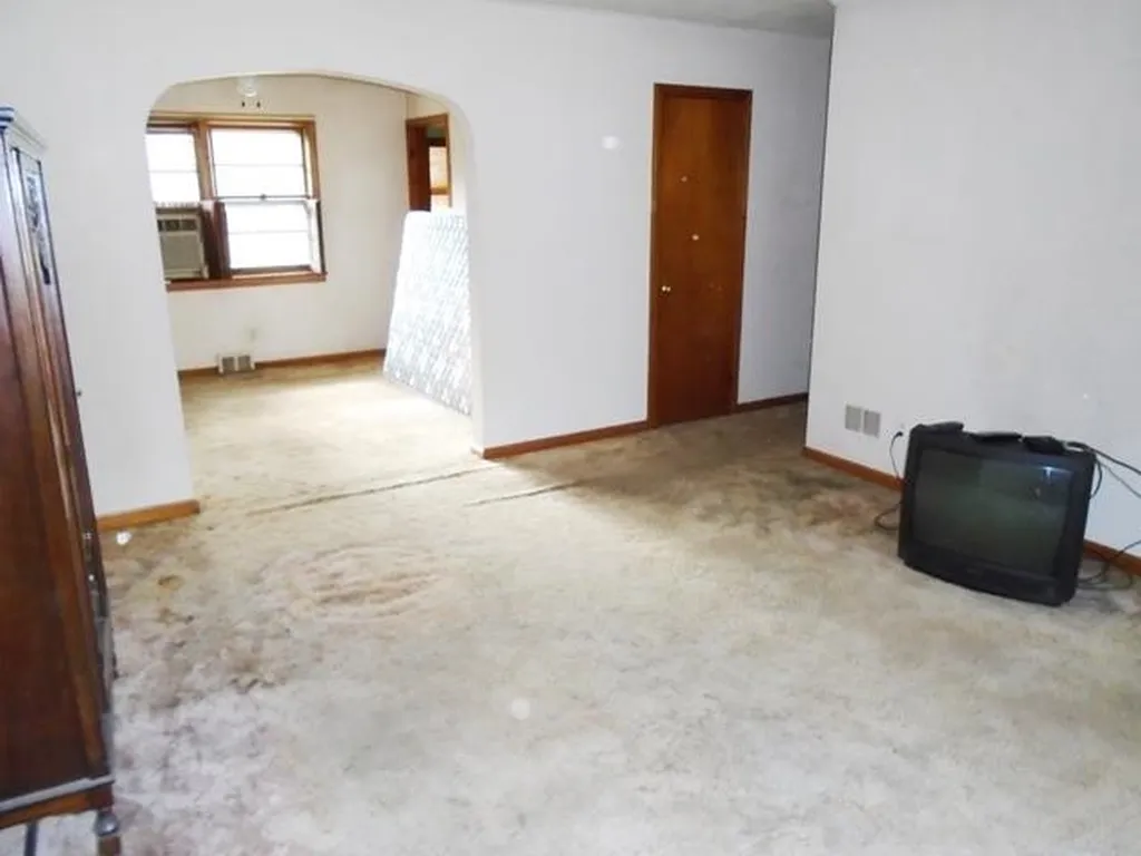 53 Shore Road Burlington VT 05408