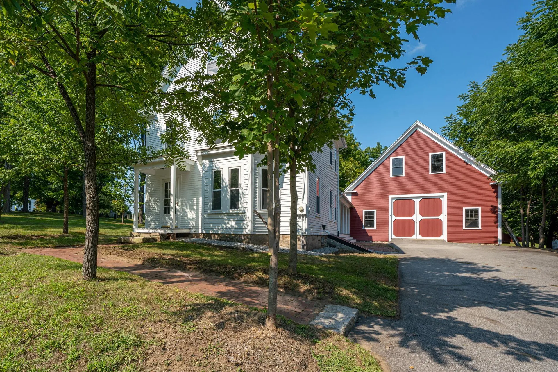 11 Haverhill Road Chester NH 03036