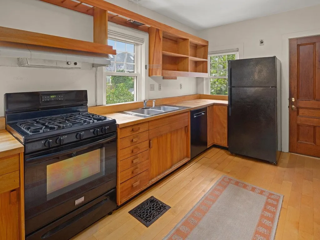 278 College Street Burlington VT 05401