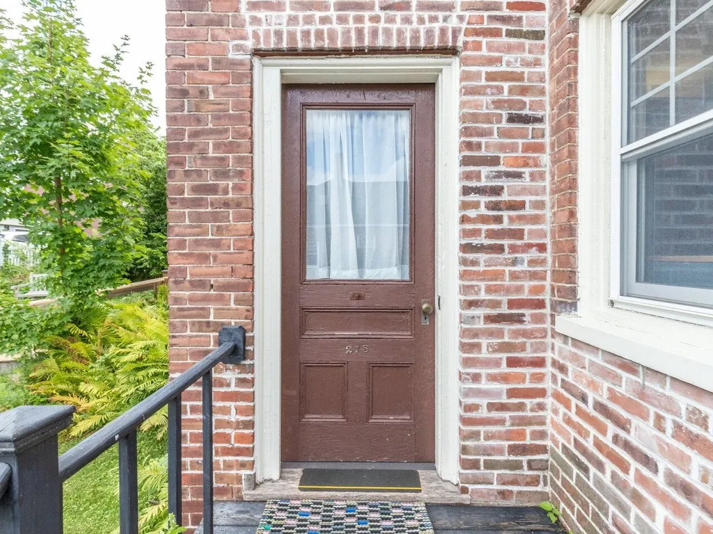 278 College Street Burlington VT 05401