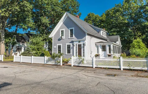 19 Garfield Street Exeter NH 03833
