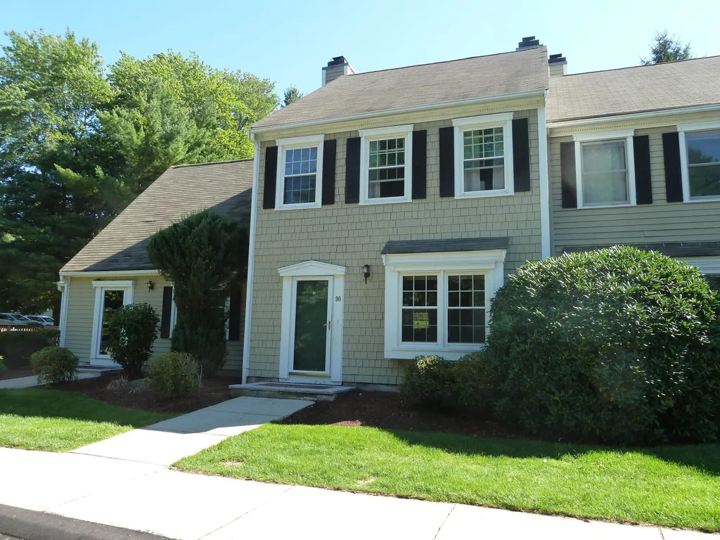 90 Stillwater Drive Nashua NH 03062