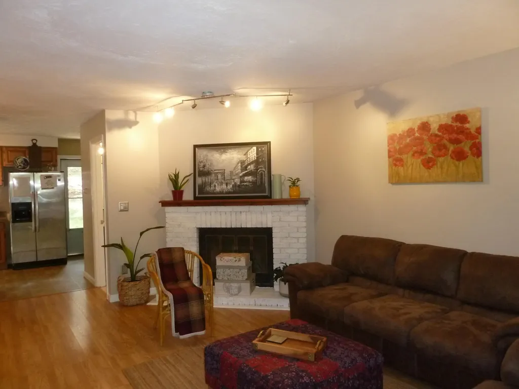 90 Stillwater Drive Nashua NH 03062