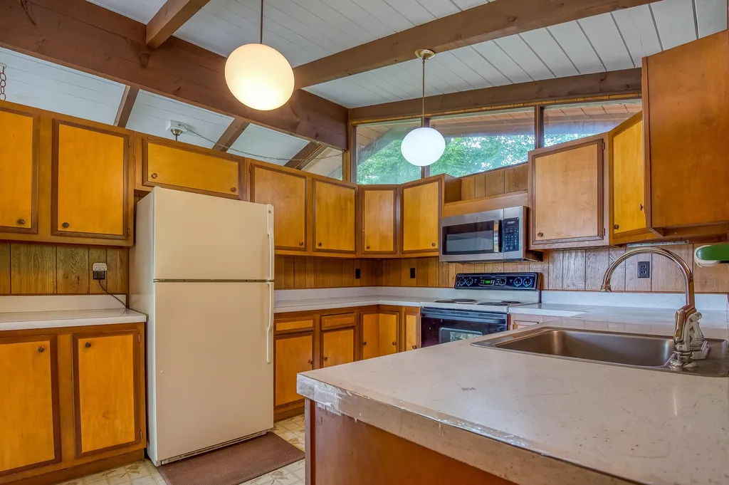 7 Cold Spring Circle Ossipee NH 03864