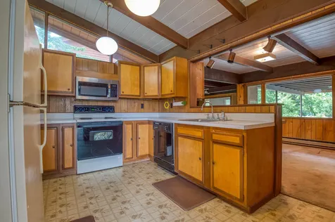 7 Cold Spring Circle Ossipee NH 03864