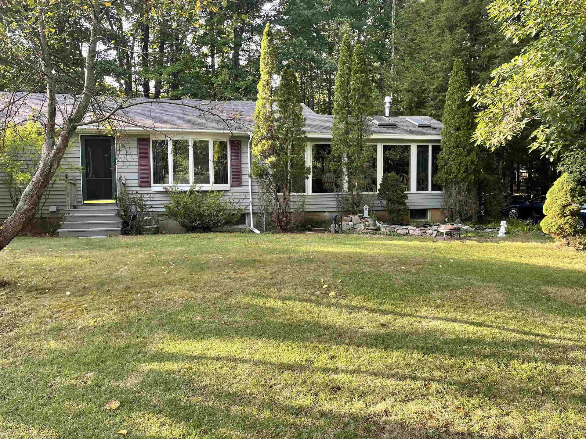 20 Ridgewood Drive Rochester NH 03839