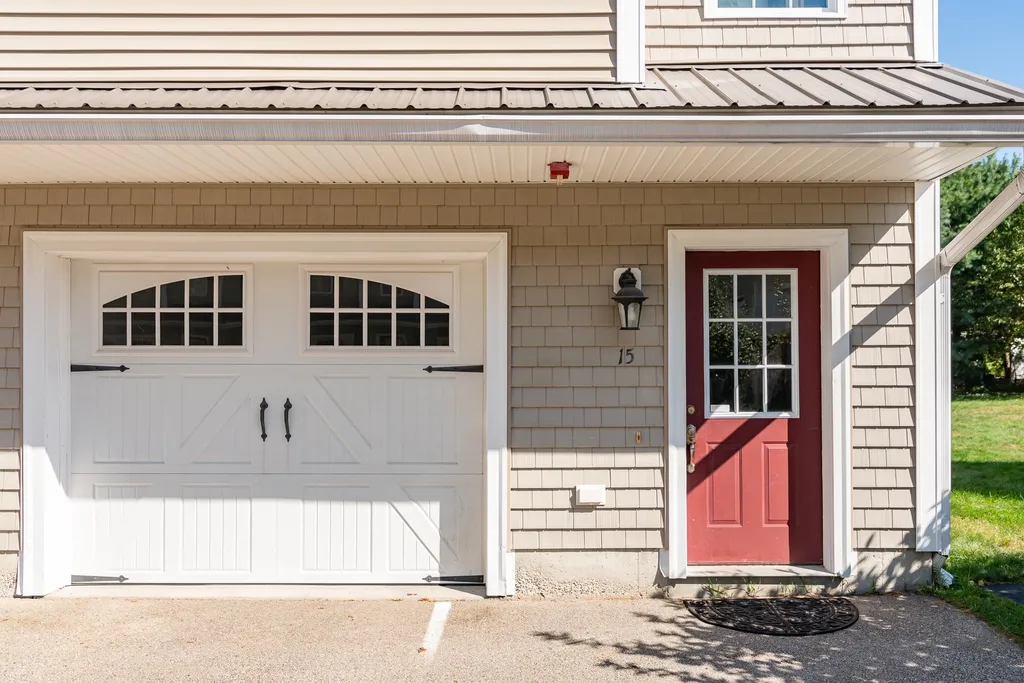 15 Townsend Drive Dover NH 03820