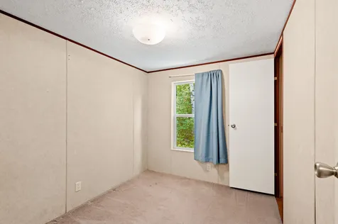 31 N Windy Road Tilton NH 03276