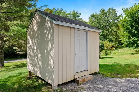 31 N Windy Road Tilton NH 03276