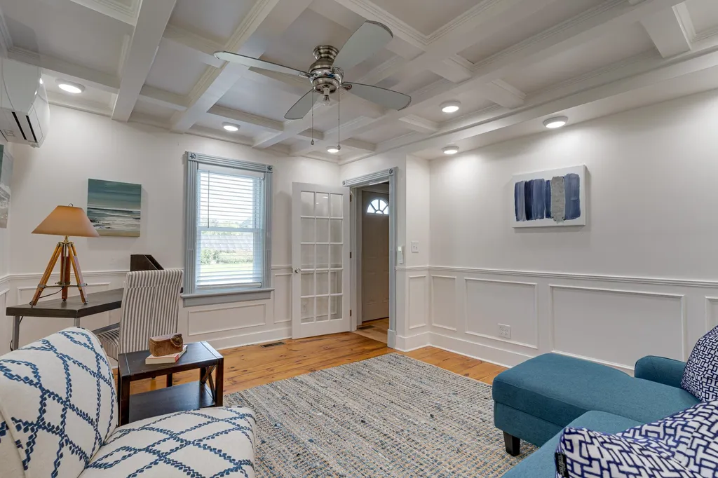13 College Road Stratham NH 03885