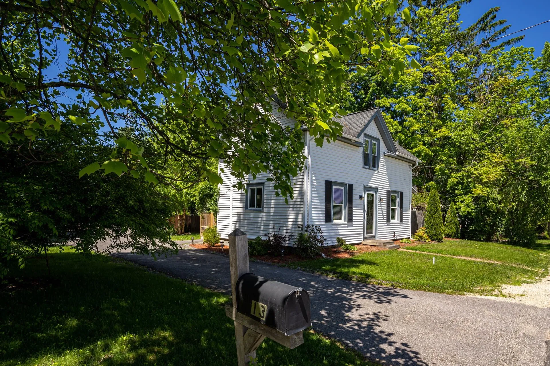 13 College Road Stratham NH 03885