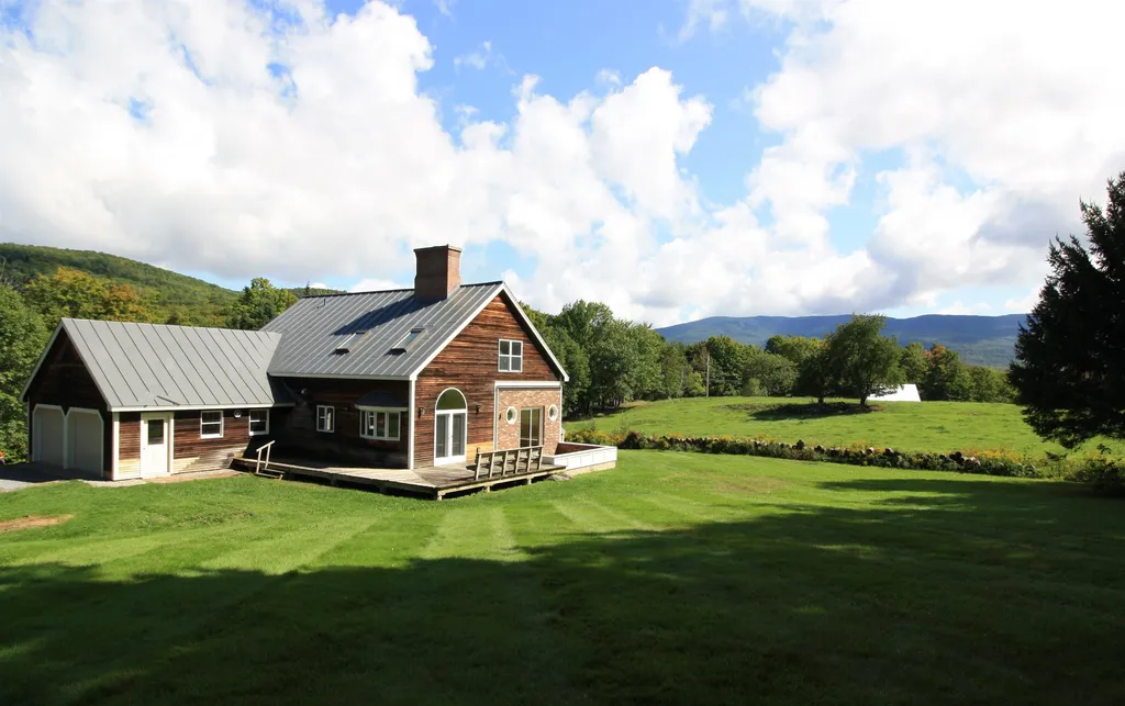 1062 Upper Meehan Road Bristol VT 05443
