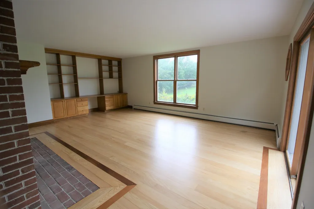 1062 Upper Meehan Road Bristol VT 05443