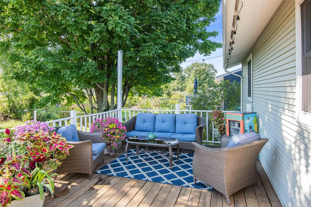 43 James Avenue Burlington VT 05408