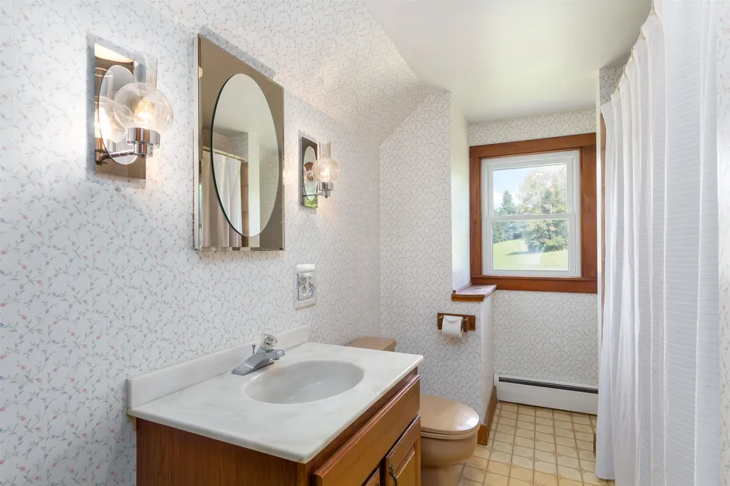 976 Smith Hill Road Northfield VT 05663
