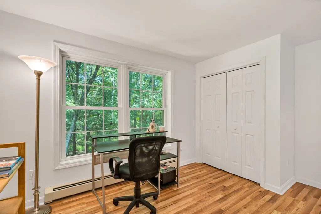 4 Captain Parker Drive Lee NH 03861