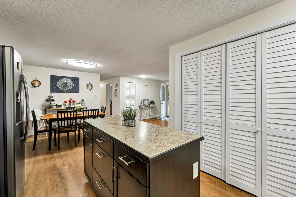 29 Estates Road Middleton NH 03887