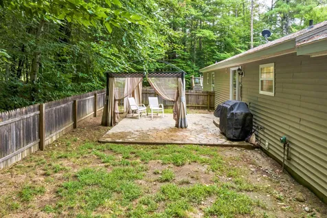 29 Estates Road Middleton NH 03887