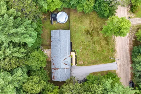 29 Estates Road Middleton NH 03887
