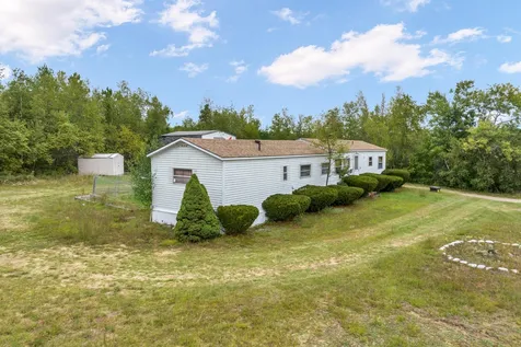 18 Main Street Farmington NH 03835