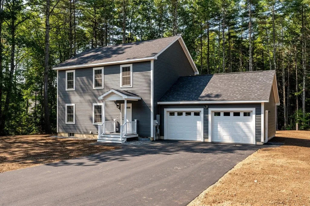 29 Hayes Hill Road Rochester NH 03867