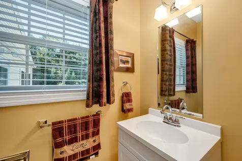 11 Pine Mill Drive Tuftonboro NH 03816