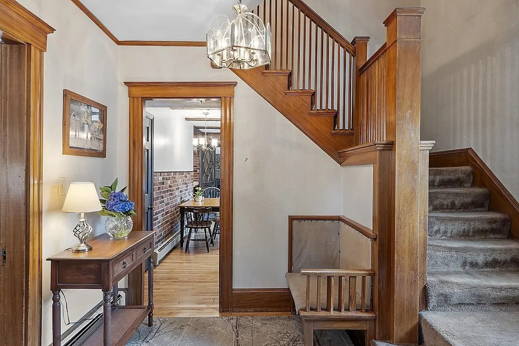 28 New Castle Avenue Portsmouth NH 03801